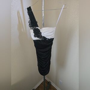 B.Darling Ruched Beaded One Shoulder Strap Zip Up Dress Size 5/6